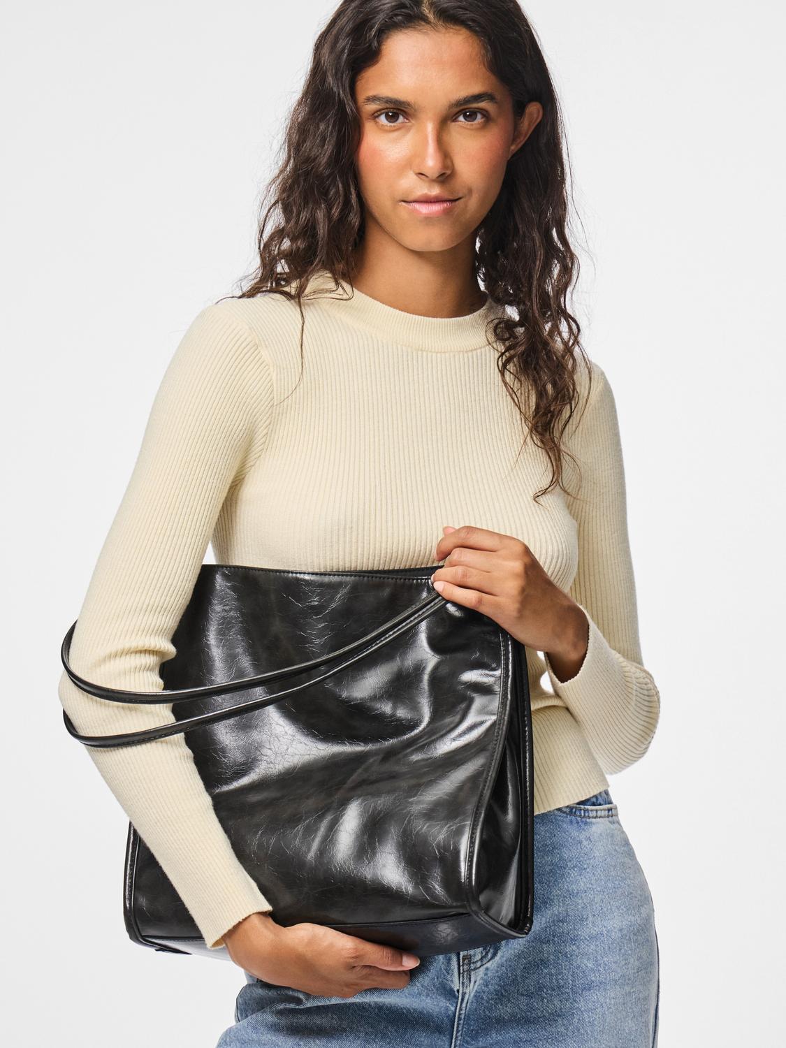 PCMALOU Bag - Black - VERO MODA & VILA Bergvik